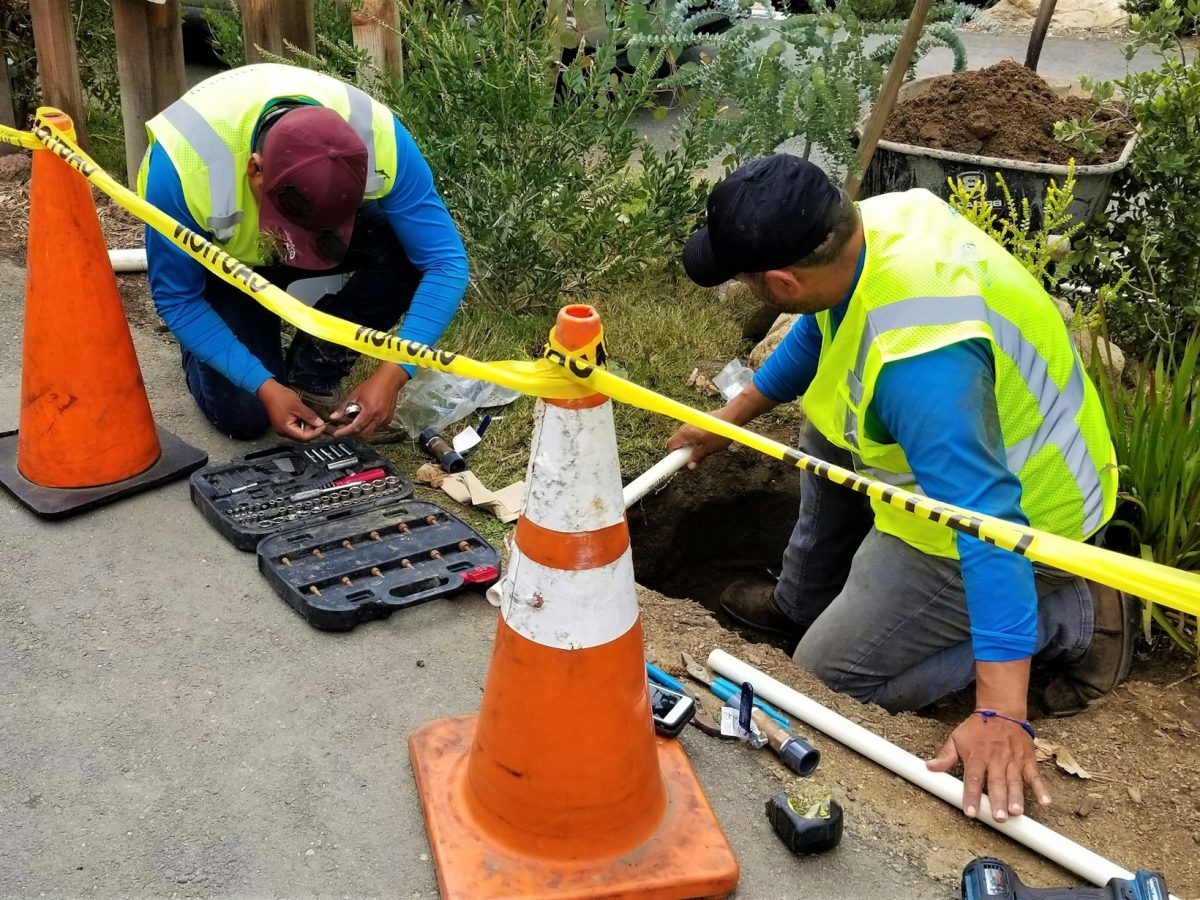 Plumbing! Plumbers! Water Pipe Repair!